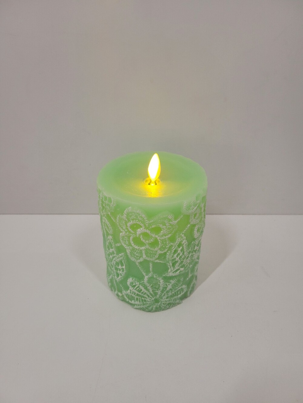Luminara Light Green Lace Accent Flameless/Flickering Pillar Candle Tested